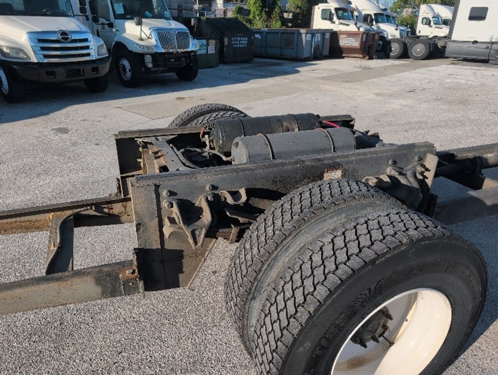 Cab and Chassis Truck-Light and Medium Duty Trucks-Freightliner-2013-M2-Ocala-FL-344,943\n\t\tmiles-$ 16,500 - Image 11