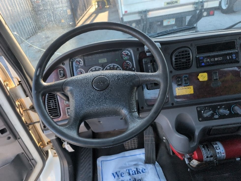 Cab and Chassis Truck-Light and Medium Duty Trucks-Freightliner-2013-M2-Ocala-FL-344,943\n\t\tmiles-$ 16,500 - Image 18