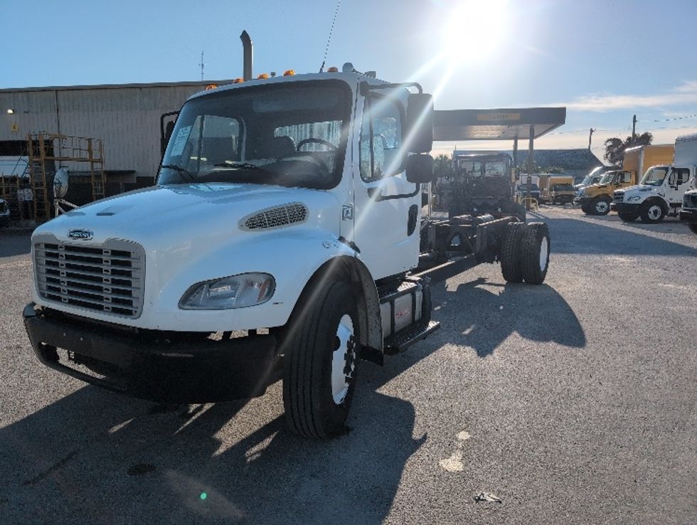 Cab and Chassis Truck-Light and Medium Duty Trucks-Freightliner-2013-M2-Ocala-FL-344,943\n\t\tmiles-$ 16,500 - Image 3