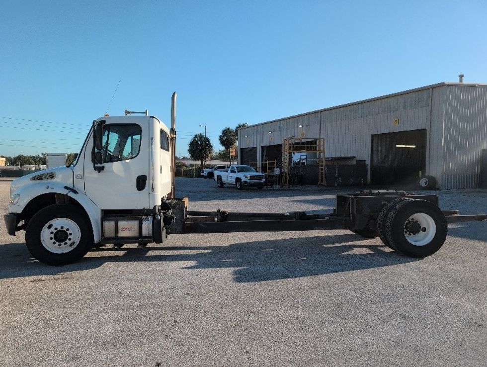 Cab and Chassis Truck-Light and Medium Duty Trucks-Freightliner-2013-M2-Ocala-FL-344,943\n\t\tmiles-$ 16,500 - Image 4