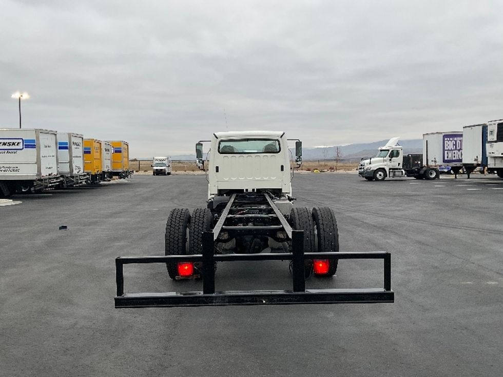 Cab and Chassis Truck-Light and Medium Duty Trucks-Freightliner-2015-M2-Boise-ID-108,536\n\t\tmiles-$ 39,250 - Image 7