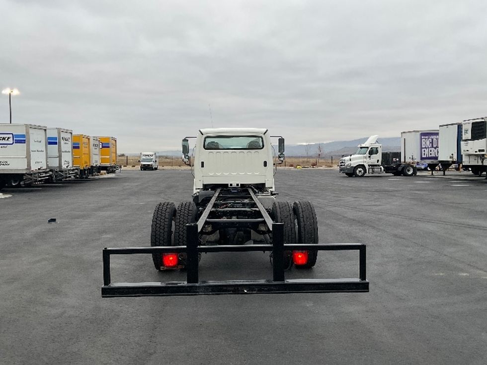 Cab and Chassis Truck-Light and Medium Duty Trucks-Freightliner-2015-M2-Boise-ID-108,536\n\t\tmiles-$ 39,250 - Image 8