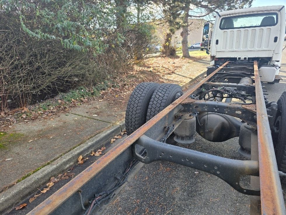 Cab and Chassis Truck-Light and Medium Duty Trucks-Freightliner-2015-M2-Tukwila-WA-279,800\n\t\tmiles-$ 27,500 - Image 11