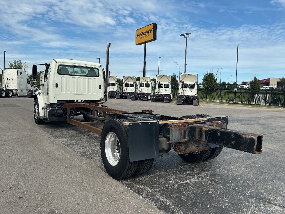 Cab and Chassis Truck-Light and Medium Duty Trucks-Freightliner-2016-M2-Kansas City-MO-213,210\n\t\tmiles-$ 33,500 - Image 6