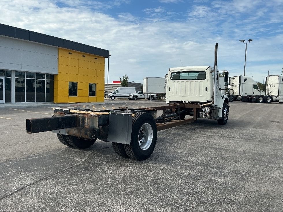 Cab and Chassis Truck-Light and Medium Duty Trucks-Freightliner-2016-M2-Kansas City-MO-213,210\n\t\tmiles-$ 33,500 - Image 8