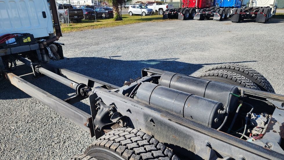 Cab and Chassis Truck-Light and Medium Duty Trucks-Freightliner-2016-M2-Pensacola-FL-241,198\n\t\tmiles-$ 22,500 - Image 13