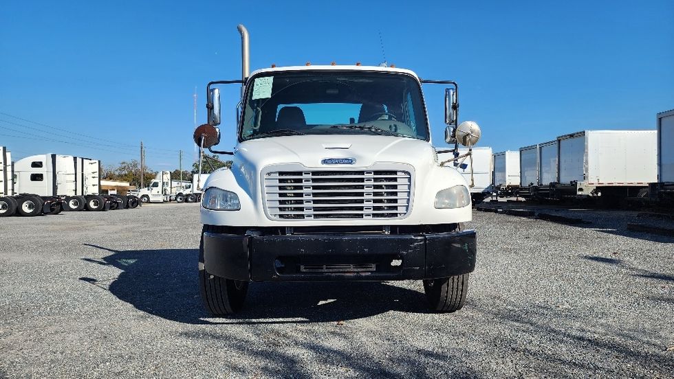 Cab and Chassis Truck-Light and Medium Duty Trucks-Freightliner-2016-M2-Pensacola-FL-241,198\n\t\tmiles-$ 22,500 - Image 2