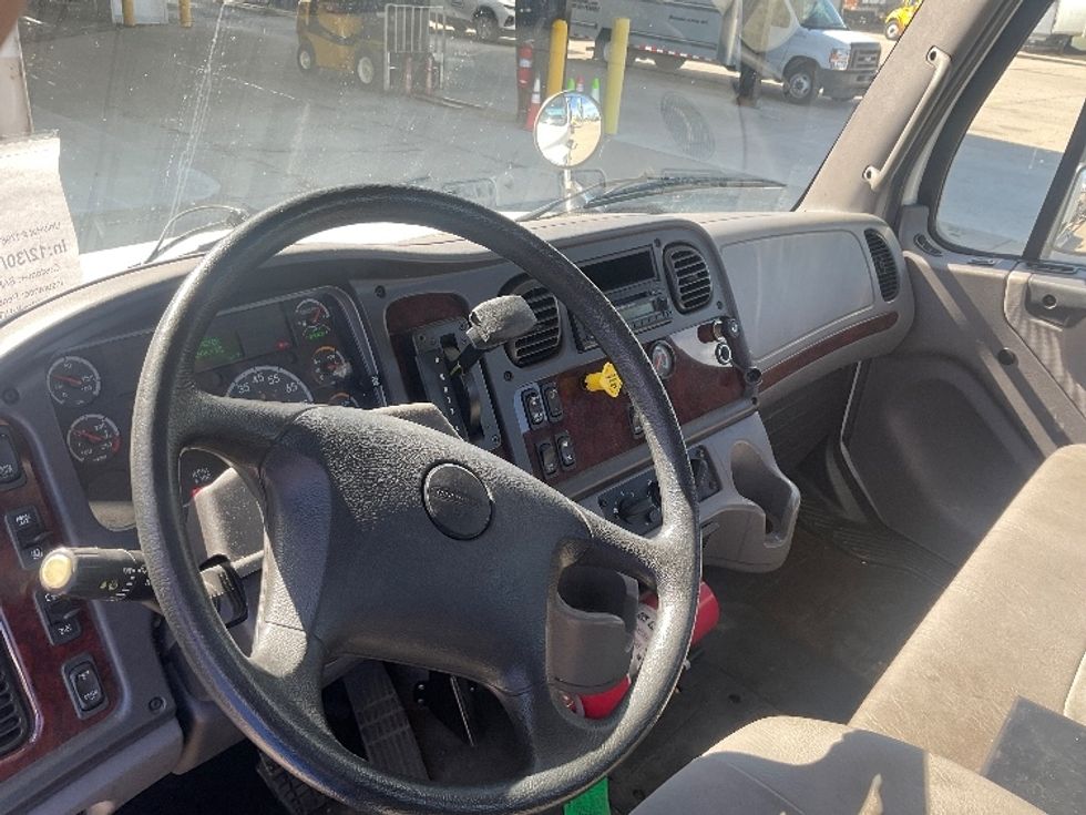 Cab and Chassis Truck-Light and Medium Duty Trucks-Freightliner-2017-M2-Allen Park-MI-106,667\n\t\tmiles-$ 42,250 - Image 12