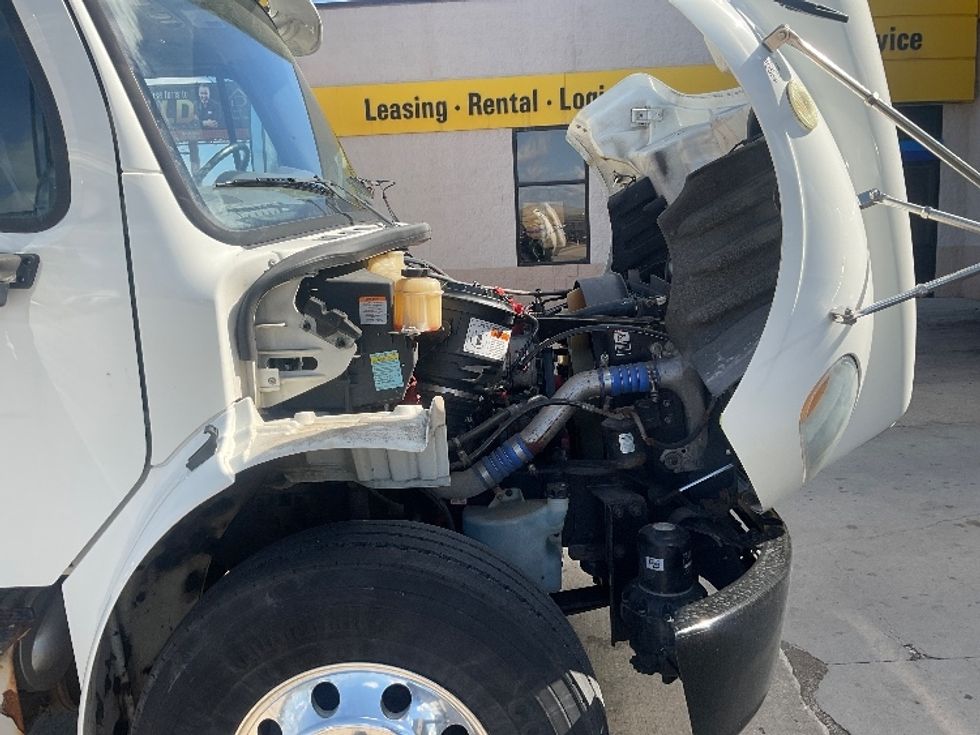 Cab and Chassis Truck-Light and Medium Duty Trucks-Freightliner-2017-M2-Allen Park-MI-106,667\n\t\tmiles-$ 42,250 - Image 18