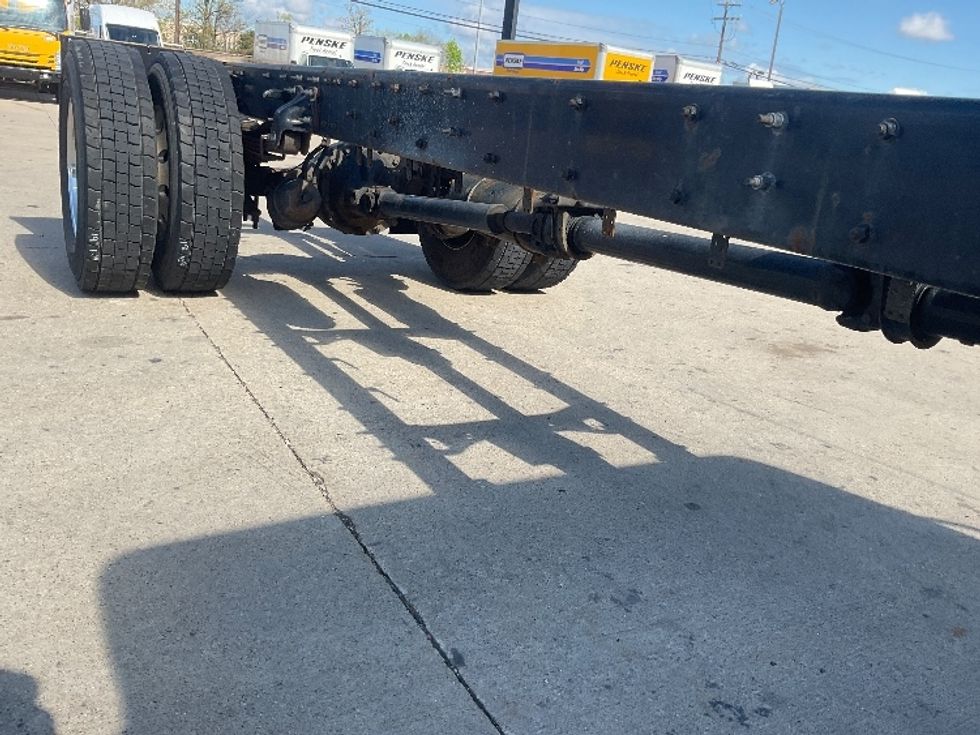 Cab and Chassis Truck-Light and Medium Duty Trucks-Freightliner-2017-M2-Allen Park-MI-106,667\n\t\tmiles-$ 42,250 - Image 9