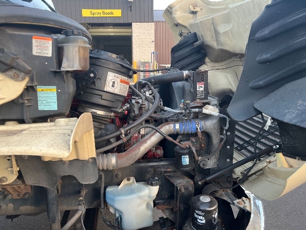 Cab and Chassis Truck-Light and Medium Duty Trucks-Freightliner-2017-M2-Bensalem-PA-340,161\n\t\tmiles-$ 29,750 - Image 23