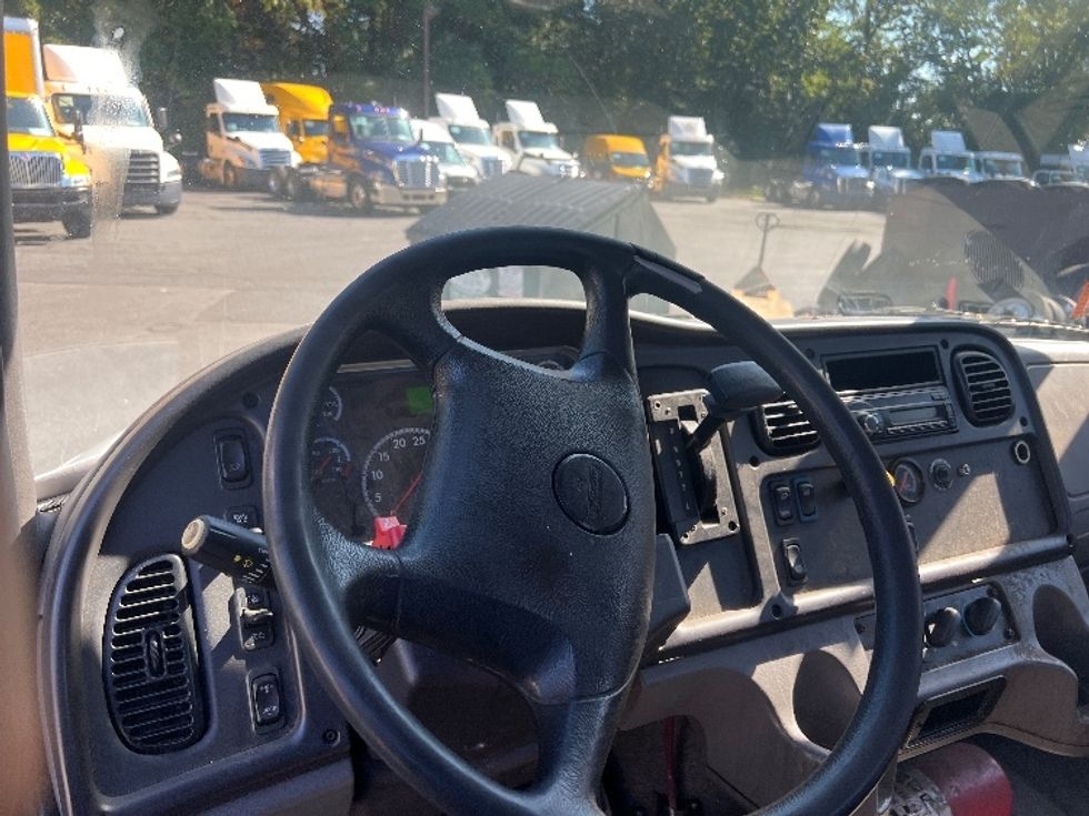 Cab and Chassis Truck-Light and Medium Duty Trucks-Freightliner-2017-M2-Dayton-NJ-215,299\n\t\tmiles-$ 34,000 - Image 12