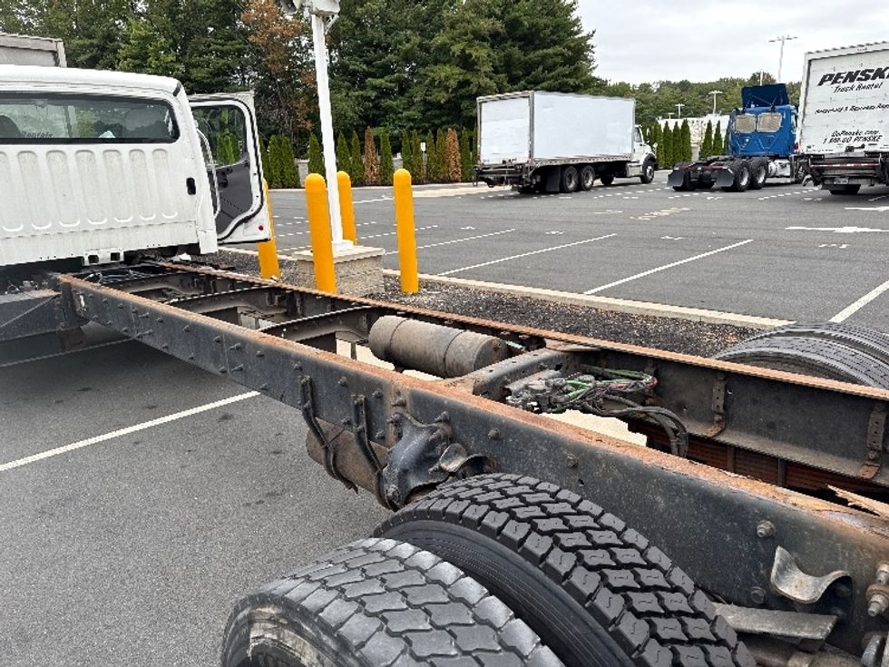 Cab and Chassis Truck-Light and Medium Duty Trucks-Freightliner-2017-M2-Dayton-NJ-215,299\n\t\tmiles-$ 34,000 - Image 8