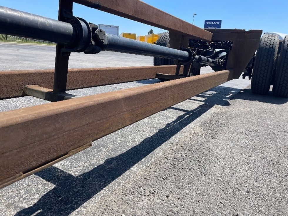 Cab and Chassis Truck-Light and Medium Duty Trucks-Freightliner-2017-M2-Kansas City-MO-180,280\n\t\tmiles-$ 33,250 - Image 5