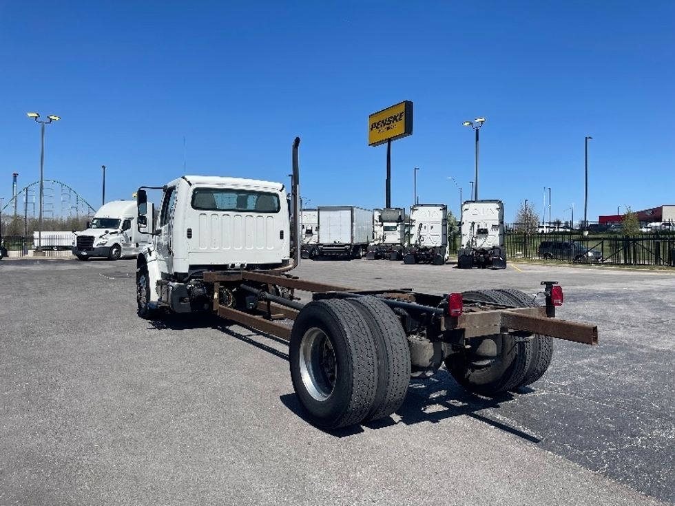 Cab and Chassis Truck-Light and Medium Duty Trucks-Freightliner-2017-M2-Kansas City-MO-180,280\n\t\tmiles-$ 33,250 - Image 6