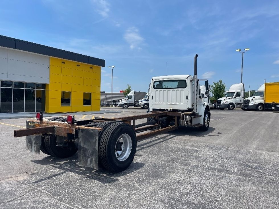 Cab and Chassis Truck-Light and Medium Duty Trucks-Freightliner-2017-M2-Kansas City-MO-183,581\n\t\tmiles-$ 36,750 - Image 8