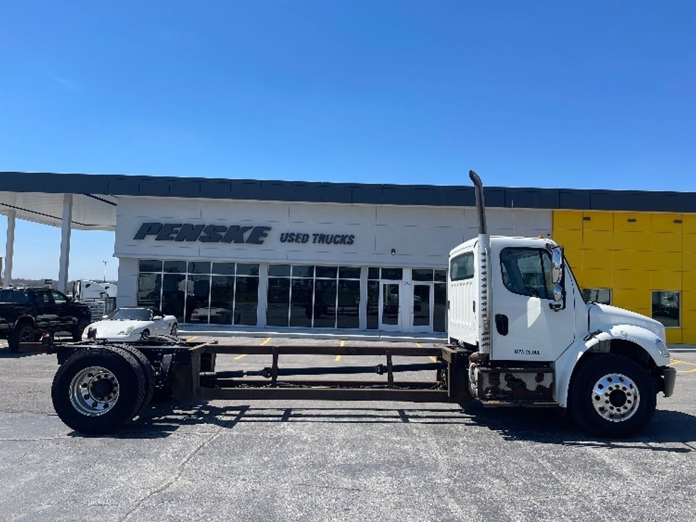 Cab and Chassis Truck-Light and Medium Duty Trucks-Freightliner-2017-M2-Kansas City-MO-187,906\n\t\tmiles-$ 32,500 - Image 10