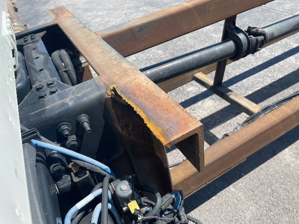 Cab and Chassis Truck-Light and Medium Duty Trucks-Freightliner-2017-M2-Kansas City-MO-187,906\n\t\tmiles-$ 32,500 - Image 20