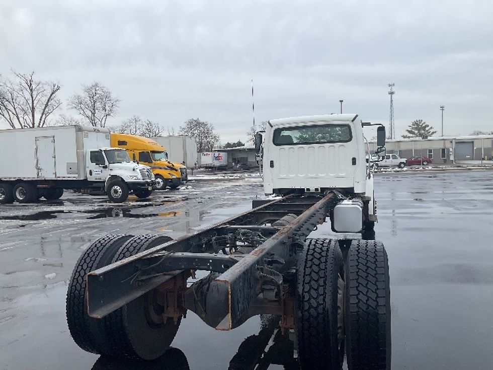 Cab and Chassis Truck-Light and Medium Duty Trucks-Freightliner-2017-M2-New Castle-DE-179,607\n\t\tmiles-$ 36,250 - Image 11