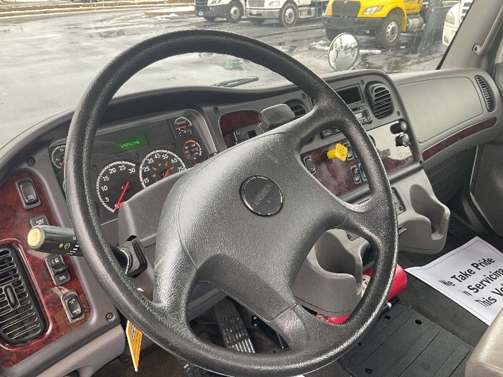 Cab and Chassis Truck-Light and Medium Duty Trucks-Freightliner-2017-M2-New Castle-DE-179,607\n\t\tmiles-$ 36,250 - Image 17