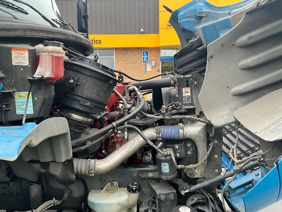 Cab and Chassis Truck-Light and Medium Duty Trucks-Freightliner-2017-M2-Sun Valley-CA-186,421\n\t\tmiles-$ 49,500 - Image 18