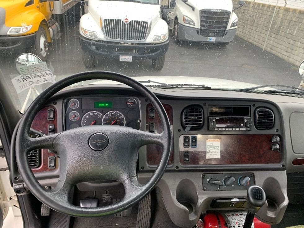 Cab and Chassis Truck-Light and Medium Duty Trucks-Freightliner-2017-M2-Torrance-CA-226,897\n\t\tmiles-$ 23,750 - Image 13