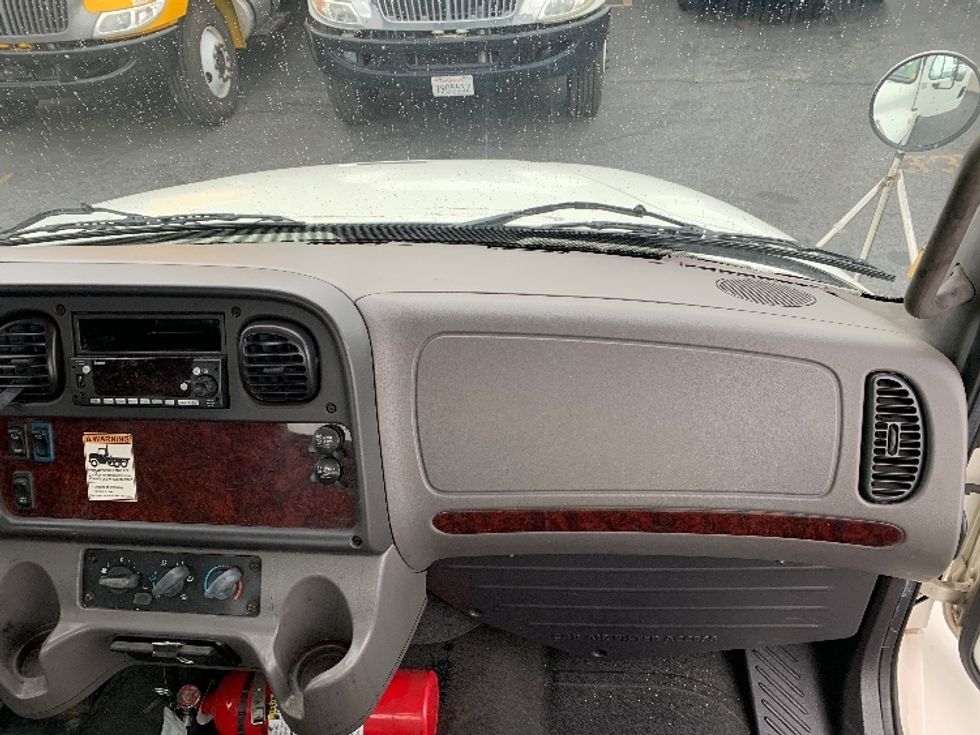 Cab and Chassis Truck-Light and Medium Duty Trucks-Freightliner-2017-M2-Torrance-CA-226,897\n\t\tmiles-$ 23,750 - Image 16