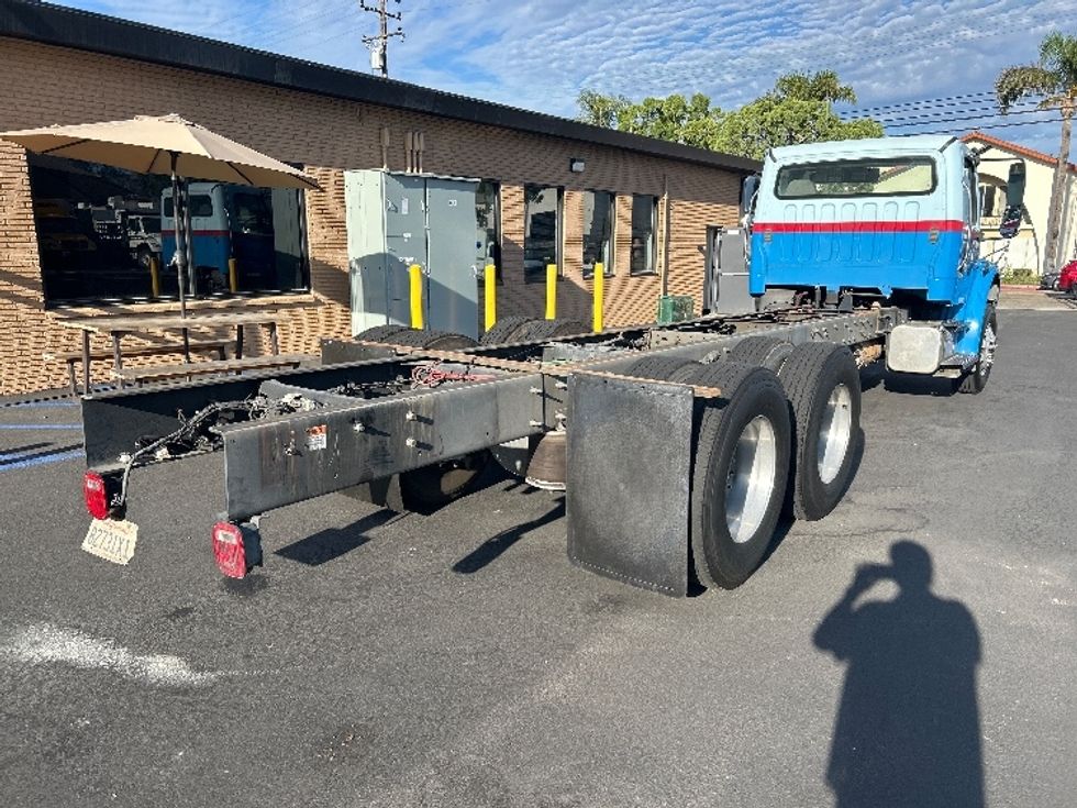 Cab and Chassis Truck-Light and Medium Duty Trucks-Freightliner-2017-M2-Ventura-CA-305,484\n\t\tmiles-$ 39,750 - Image 10