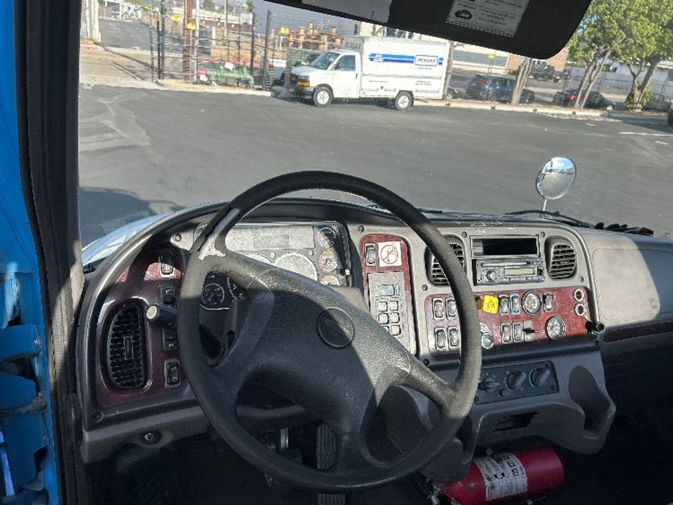 Cab and Chassis Truck-Light and Medium Duty Trucks-Freightliner-2017-M2-Ventura-CA-305,484\n\t\tmiles-$ 39,750 - Image 13
