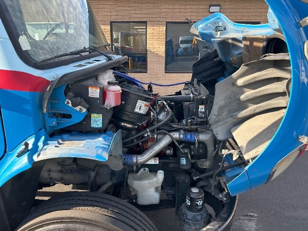 Cab and Chassis Truck-Light and Medium Duty Trucks-Freightliner-2017-M2-Ventura-CA-305,484\n\t\tmiles-$ 39,750 - Image 17