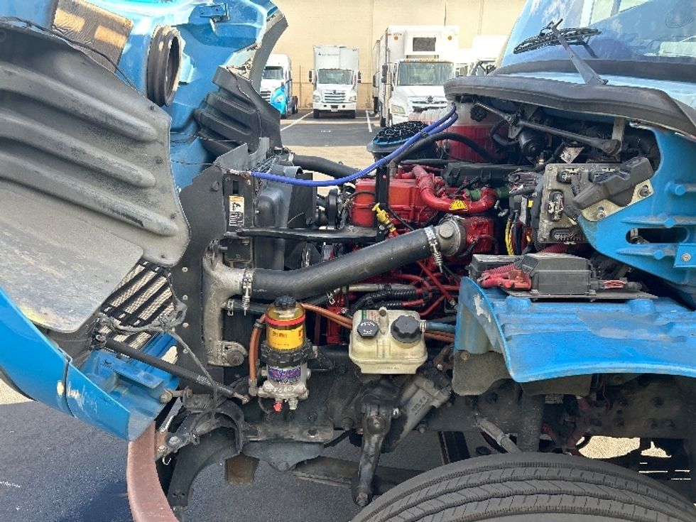 Cab and Chassis Truck-Light and Medium Duty Trucks-Freightliner-2017-M2-Ventura-CA-305,484\n\t\tmiles-$ 39,750 - Image 18