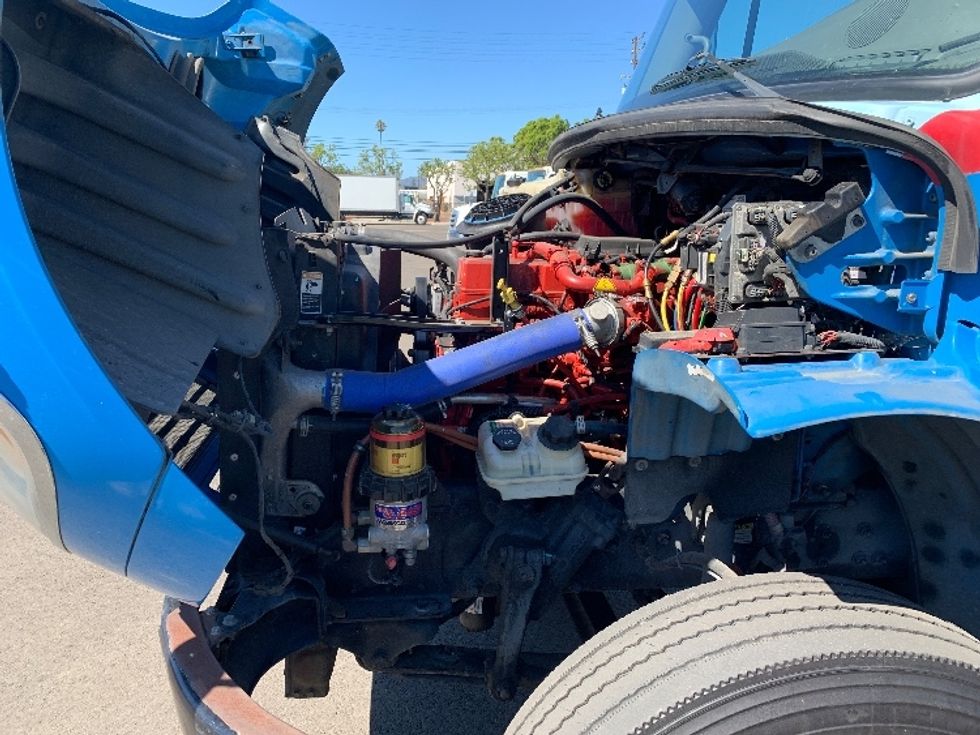 Cab and Chassis Truck-Light and Medium Duty Trucks-Freightliner-2017-M2-West Sacramento-CA-189,540\n\t\tmiles-$ 48,500 - Image 19