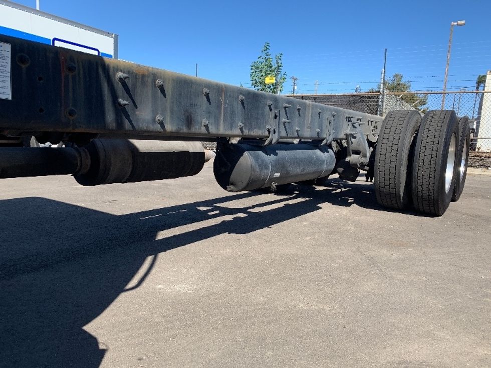 Cab and Chassis Truck-Light and Medium Duty Trucks-Freightliner-2017-M2-West Sacramento-CA-189,540\n\t\tmiles-$ 48,500 - Image 5
