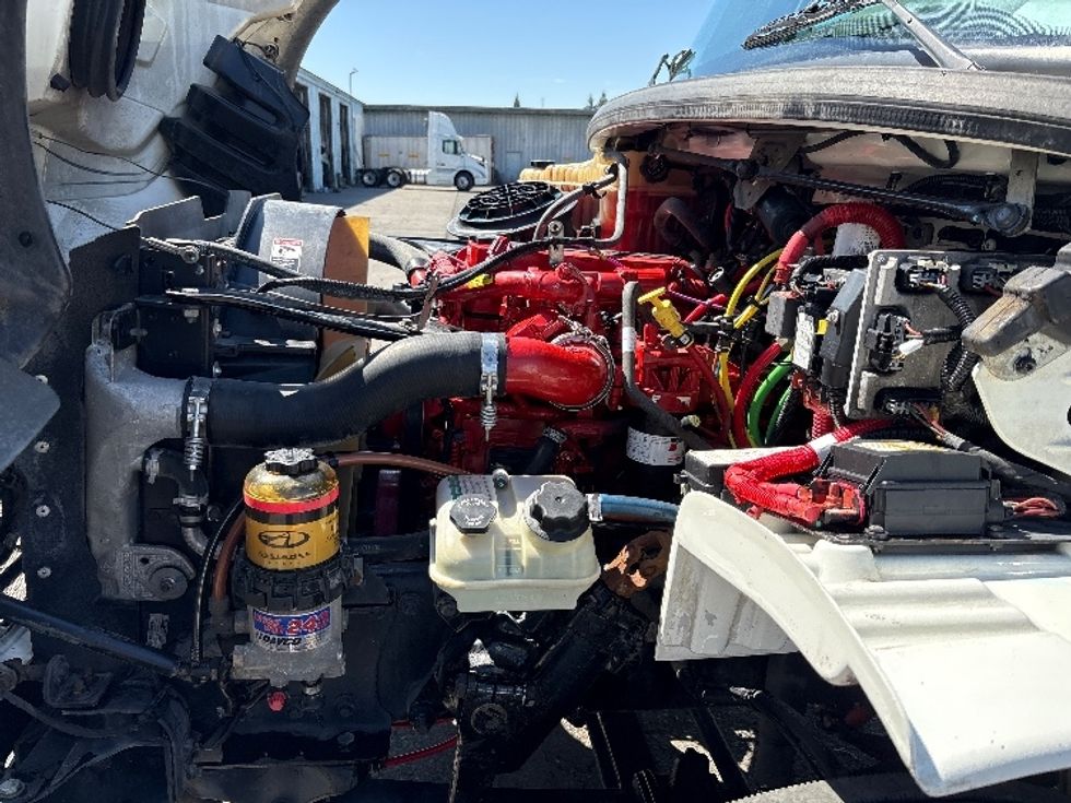 Cab and Chassis Truck-Light and Medium Duty Trucks-Freightliner-2017-M2-West Sacramento-CA-334,585\n\t\tmiles-$ 19,000 - Image 17