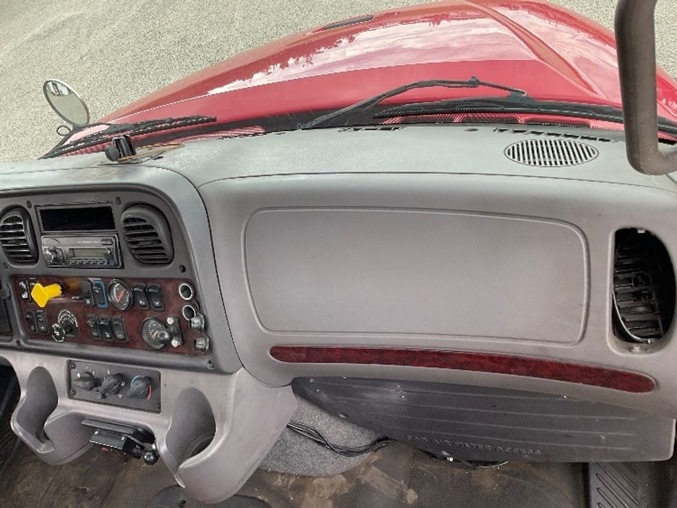 Cab and Chassis Truck-Light and Medium Duty Trucks-Freightliner-2017-M211264S-Lansing-MI-341,225\n\t\tmiles-$ 65,750 - Image 16