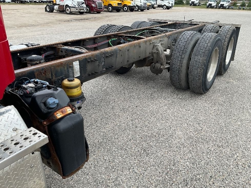Cab and Chassis Truck-Light and Medium Duty Trucks-Freightliner-2017-M211264S-Lansing-MI-341,225\n\t\tmiles-$ 65,750 - Image 5