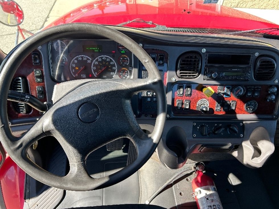 Cab and Chassis Truck-Light and Medium Duty Trucks-Freightliner-2017-M211264S-Saginaw-MI-607,844\n\t\tmiles-$ 54,250 - Image 12