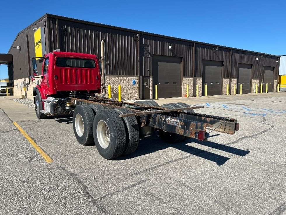 Cab and Chassis Truck-Light and Medium Duty Trucks-Freightliner-2017-M211264S-Saginaw-MI-607,844\n\t\tmiles-$ 54,250 - Image 5