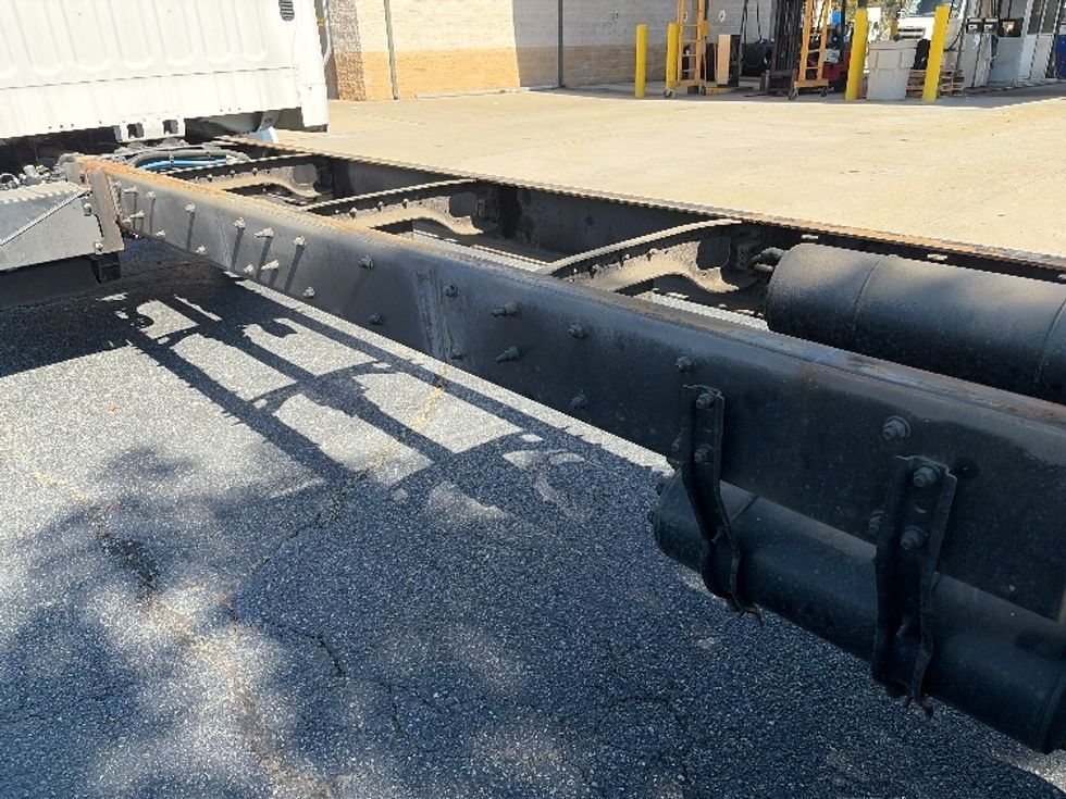 Cab and Chassis Truck-Light and Medium Duty Trucks-Freightliner-2018-M2-Concord-NC-22,100\n\t\tmiles-$ 52,500 - Image 5