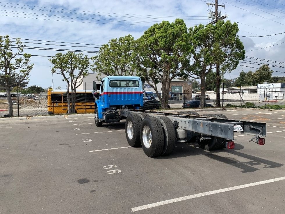 Cab and Chassis Truck-Light and Medium Duty Trucks-Freightliner-2018-M2-Fresno-CA-218,503\n\t\tmiles-$ 46,250 - Image 6