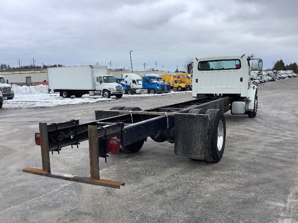 Cab and Chassis Truck-Light and Medium Duty Trucks-Freightliner-2018-M2-Lancaster-PA-182,600\n\t\tmiles-$ 38,000 - Image 13