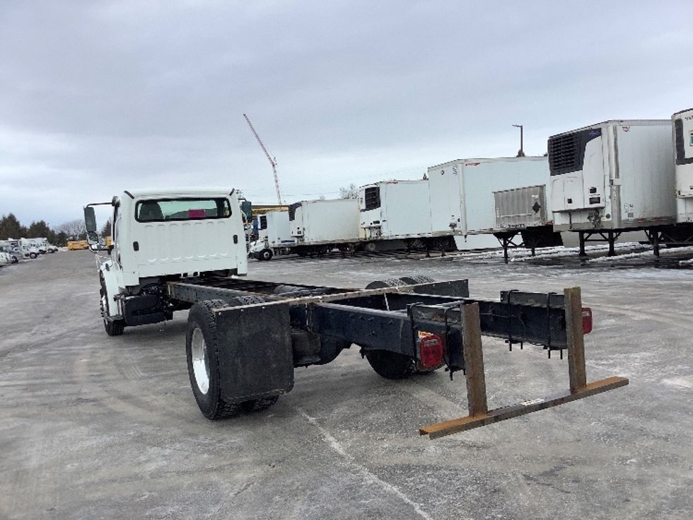 Cab and Chassis Truck-Light and Medium Duty Trucks-Freightliner-2018-M2-Lancaster-PA-182,600\n\t\tmiles-$ 38,000 - Image 6