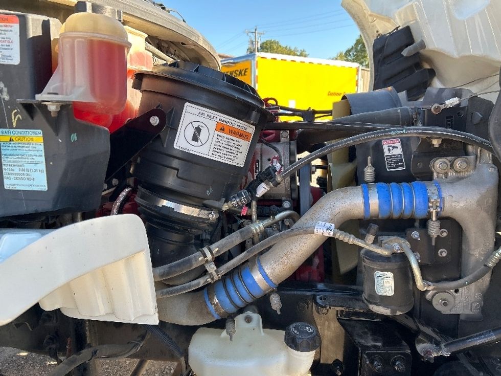 Cab and Chassis Truck-Light and Medium Duty Trucks-Freightliner-2018-M2-Poplar Bluff-MO-278,272\n\t\tmiles-$ 25,500 - Image 18