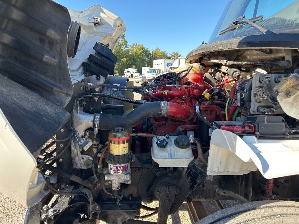 Cab and Chassis Truck-Light and Medium Duty Trucks-Freightliner-2018-M2-Poplar Bluff-MO-278,272\n\t\tmiles-$ 25,500 - Image 19