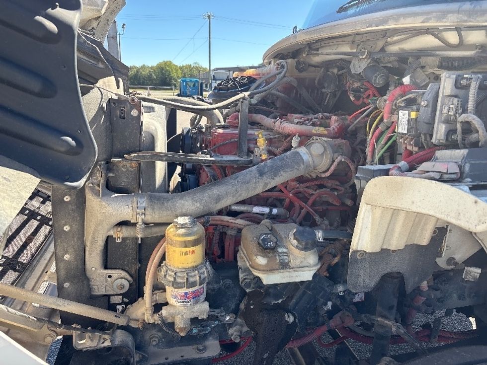 Cab and Chassis Truck-Light and Medium Duty Trucks-Freightliner-2018-M2-Prince George-VA-148,219\n\t\tmiles-$ 40,000 - Image 20