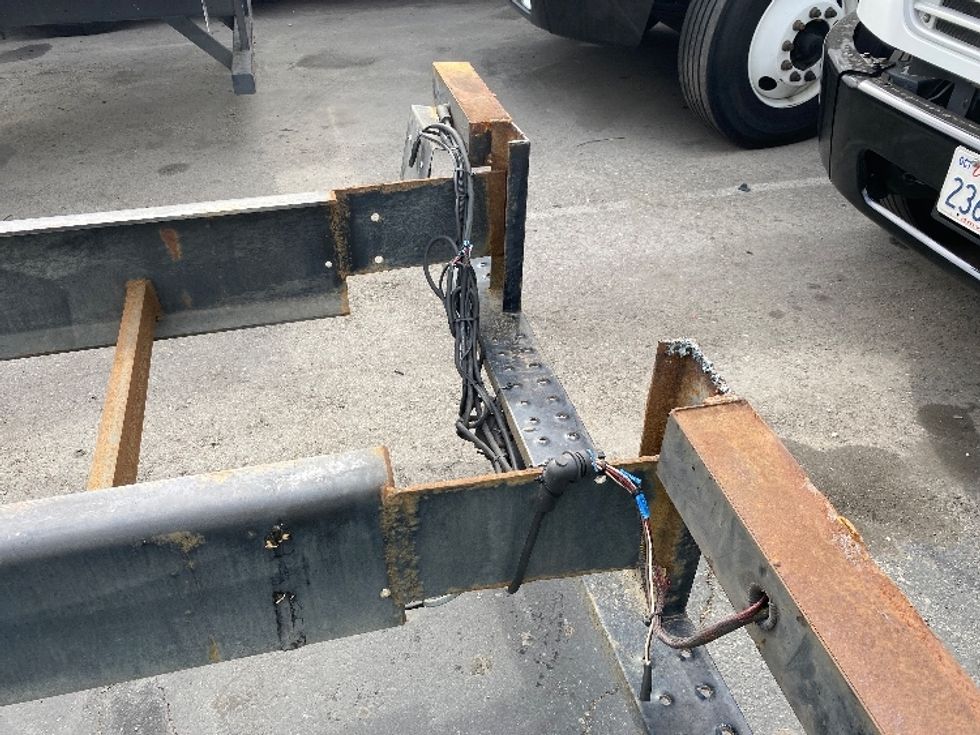 Cab and Chassis Truck-Light and Medium Duty Trucks-Freightliner-2018-M2-Torrance-CA-162,662\n\t\tmiles-$ 40,500 - Image 23