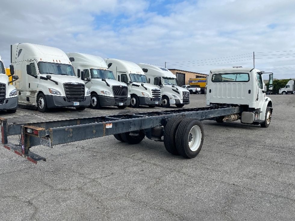 Cab and Chassis Truck-Light and Medium Duty Trucks-Freightliner-2018-M2-Torrance-CA-162,662\n\t\tmiles-$ 40,500 - Image 9