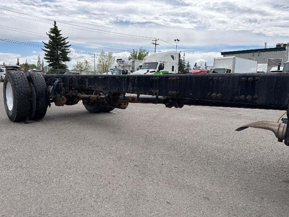 Cab and Chassis Truck-Light and Medium Duty Trucks-Freightliner-2018-X11342S-Calgary-AB-642,862\n\t\tkm-$ 72,000 - Image 12