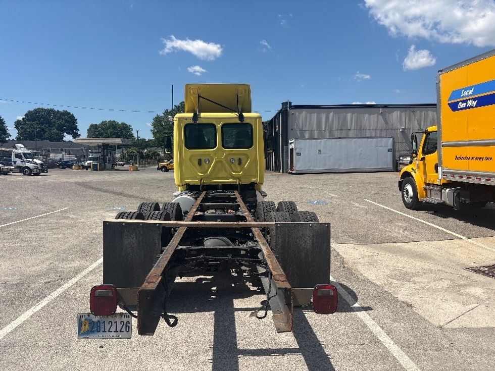 Cab and Chassis Truck-Light and Medium Duty Trucks-Freightliner-2019-Cascadia X12564S-Richmond-VA-539,969\n\t\tmiles-$ 72,250 - Image 7