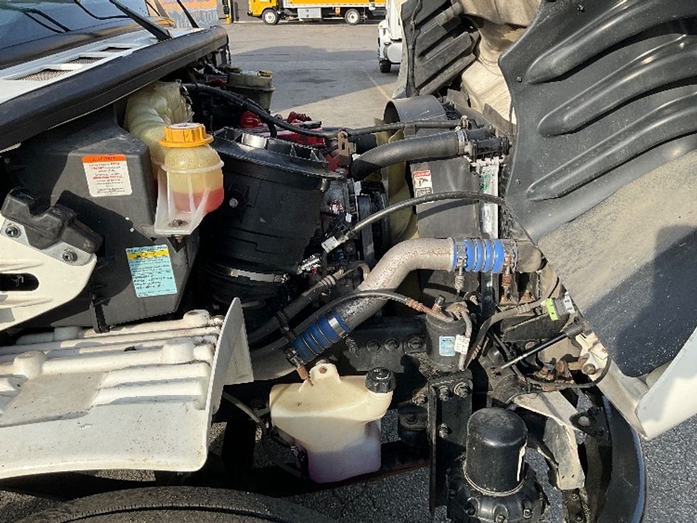 Cab and Chassis Truck-Light and Medium Duty Trucks-Freightliner-2019-M2-Abbotsford-BC-336,747\n\t\tkm-$ 46,000 - Image 18